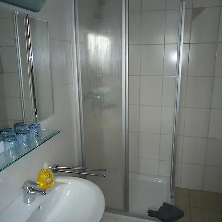 Leise Garni فيلنغن